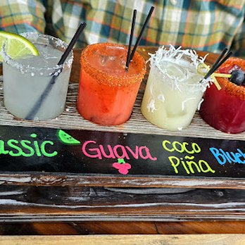 El Patio - Elgin - Bars Near Me - Elgin, Illinois