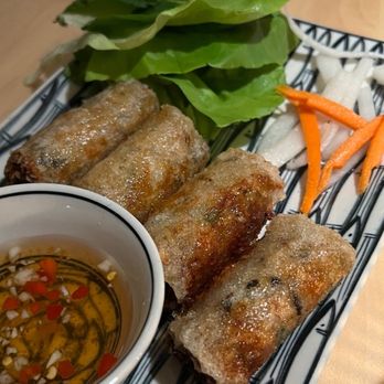 Sochi Saigon Kitchen - Original Spring Roll - Vietnamese Near Me - Chicago, Illinois