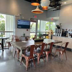 Offerdahl’s - Fort Lauderdale - Dine in area