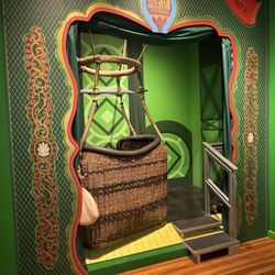 OZ Museum - Air balloon basket