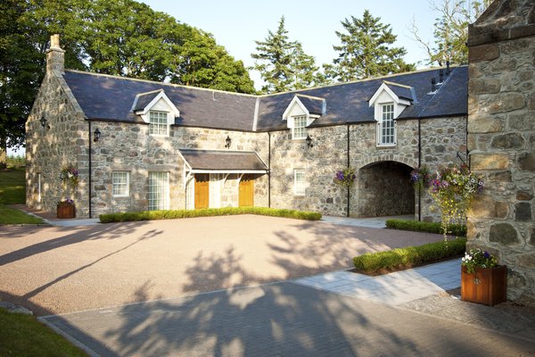Trump MacLeod House & Lodge by null