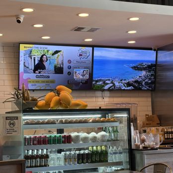 Siam Station - Tv's playing blogs and scenery - Thai Near Me - Cerritos, California