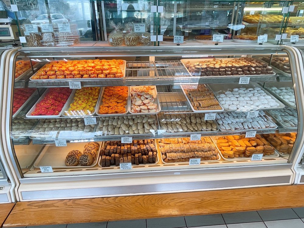 TORRETTA’S BAKERY & ICE CREAM 99 Photos & 74 Reviews 652 Winthrop