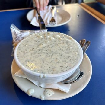 Boston Sail Loft - New England Clam Chowder - Bars Near Me - Boston, Massachusetts