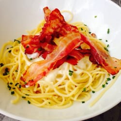 D'Ailleurs et d'Autre Part - Spaghetti à la crème de chèvre et bacon