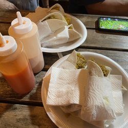 El Cantinflas - We ordered 10 tacos (5 carnitas and 5 pollo) then we ordered 5 more carnitas.