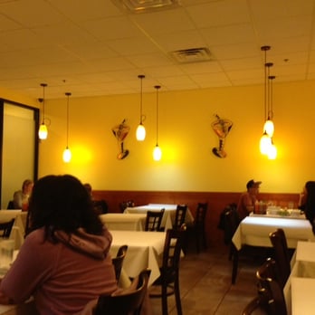 Noodles Pho U - Dining room view - Vietnamese Near Me - Naperville, Illinois