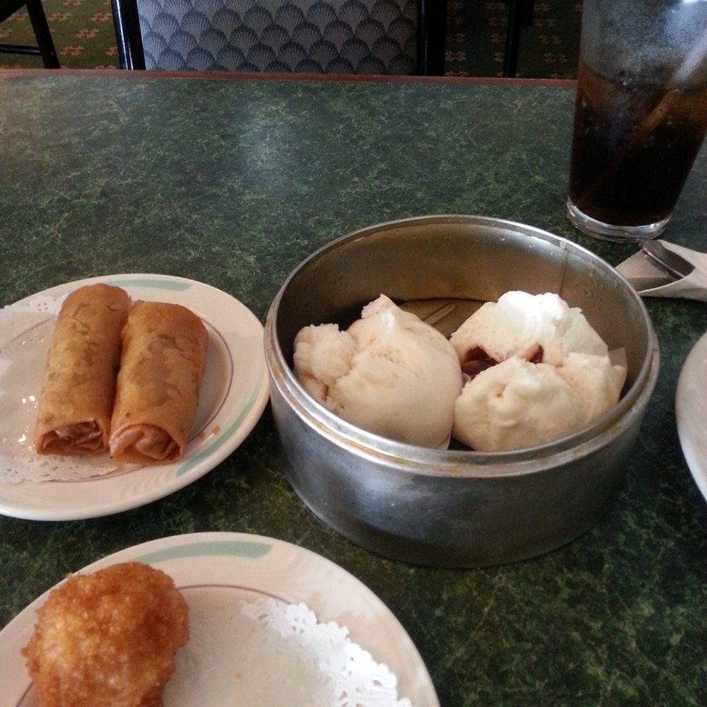 Golden Harvest - Steamed pork bun and crispy spring roll - Dim Sum Near Me - Warren, Michigan Golden Harvest - Steamed pork bun and crispy spring roll - Dim Sum Near Me - Warren, Michigan