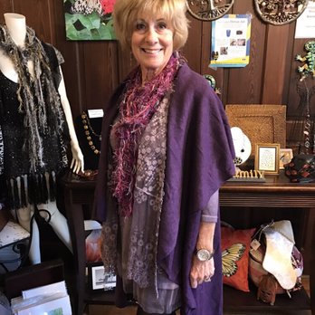 Butterfly & Moon - Purple "City Wrap to go" with scarf, and 2-piece tunic - Women's Clothing Near Me - Saint Charles, Missouri Butterfly & Moon - Purple "City Wrap to go" with scarf, and 2-piece tunic - Women's Clothing Near Me - Saint Charles, Missouri