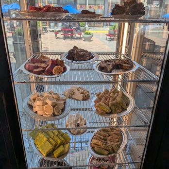MADO Don Mills - The cabinet of Turkish delights. - Turkish Near Me - Toronto, Ontario