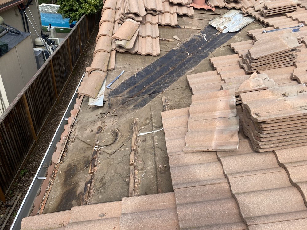 Slide of Lico's Roofing Company Inc