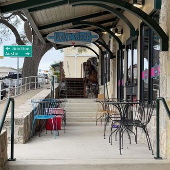 Twisted Sisters Bake Shop - Outside - Cupcakes Near Me - Fredericksburg, Texas