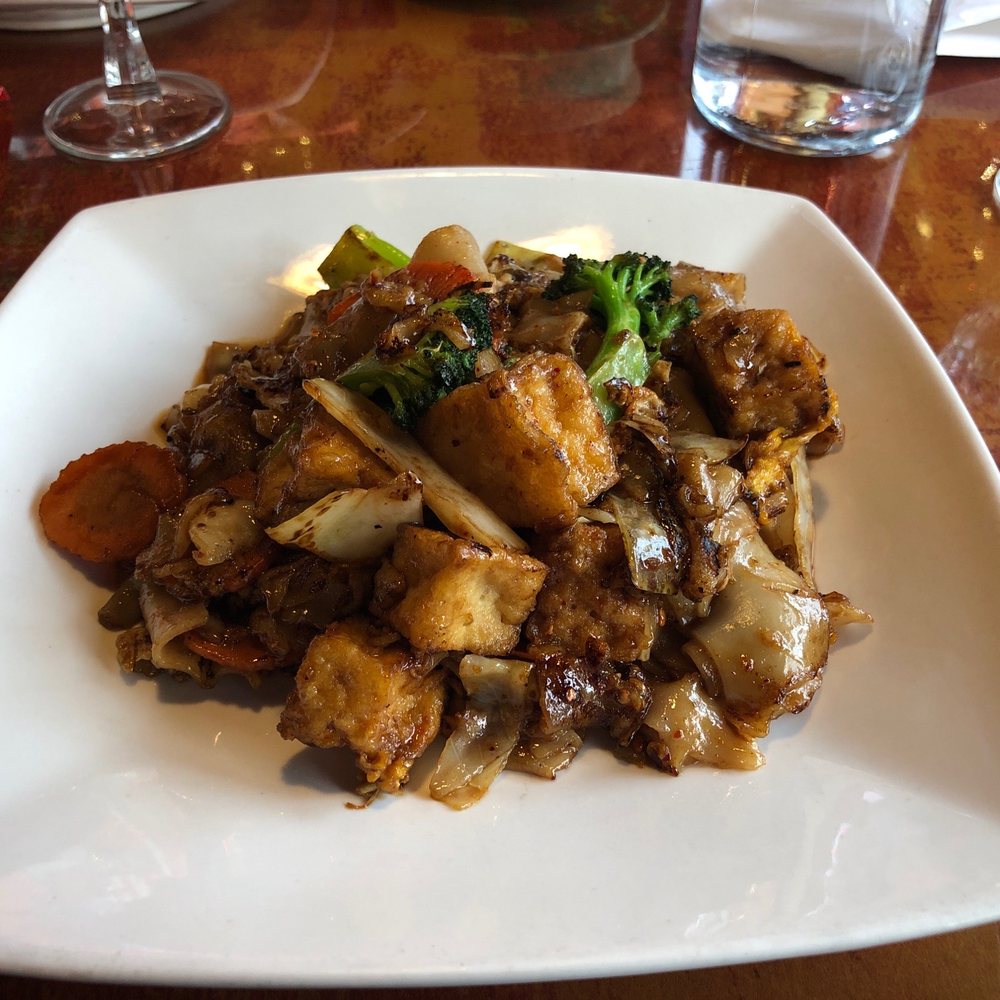 Thai Cuisine - Pad See Ew Noodles with tofu - Thai Near Me - Pittsburgh, Pennsylvania Thai Cuisine - Pad See Ew Noodles with tofu - Thai Near Me - Pittsburgh, Pennsylvania
