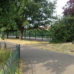 Lloyd Park