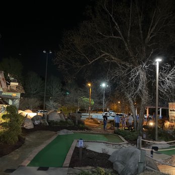 Aurora Cineplex - Cinema Near Me - Roswell, Georgia