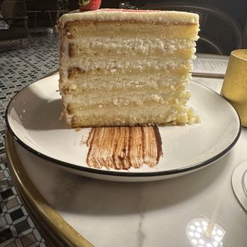 Benne’s - Coconut cake - Desserts Near Me - Charleston, South Carolina