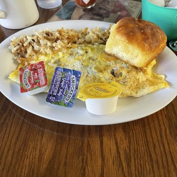 Roxie's Diner - Diners Near Me - San Angelo, Texas