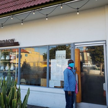 Manaow - Outside during COVID - Thai Near Me - Long Beach, California Manaow - Outside during COVID - Thai Near Me - Long Beach, California