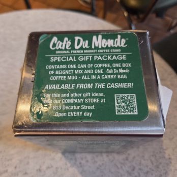 Cafe Du Monde - Gifts - Cafes Near Me - New Orleans, Louisiana