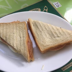 Balada Mix - Sanduíche com salada de ovos e peito de peru
