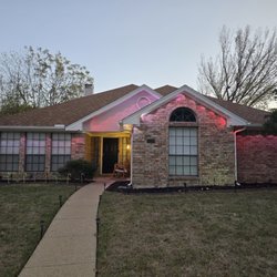 Holiday Lighting Solutions