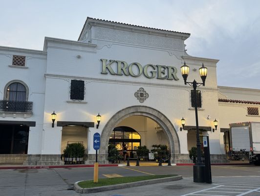 Kroger by null