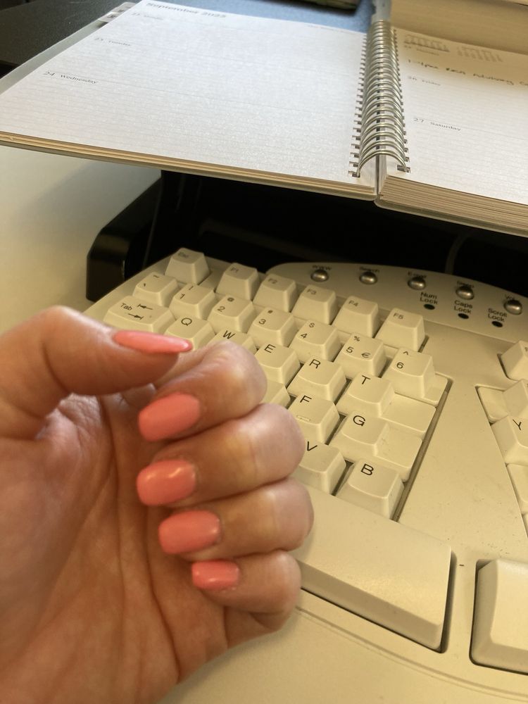 C & C Nail Spa Logo
