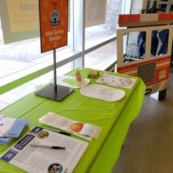 Old Navy - Kids Safety Station (Information, coloring pages, stickers)