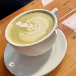 Pandan Latte.    (Ordered mine with almond milk)