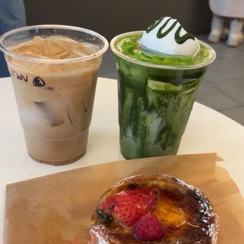 Re Coffee - iced vanilla latte and matcha einspanner with vanilla, strawberry creme brulee - Desserts Near Me - Northridge, California Re Coffee - iced vanilla latte and matcha einspanner with vanilla, strawberry creme brulee - Desserts Near Me - Northridge, California