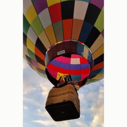Sky Riders Balloon Team - Going up!