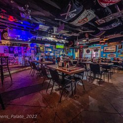Bird's Aphrodisiac Oyster Shack - Inside