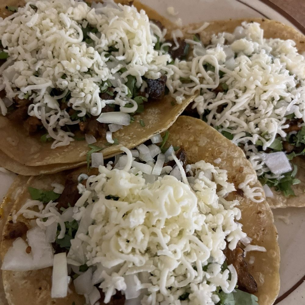El Mariachi - Tacos - pork carnitas - Mexican Near Me - Columbus Junction, Iowa El Mariachi - Tacos - pork carnitas - Mexican Near Me - Columbus Junction, Iowa
