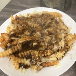 Montreal Style Poutine Montreal Style Poutine