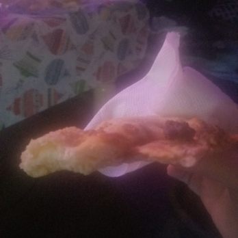 Pizza Hut - Inedible pizza - Pizza Near Me - Oxford, Maine Pizza Hut - Inedible pizza - Pizza Near Me - Oxford, Maine