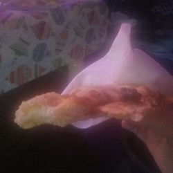 Pizza Hut - Inedible pizza