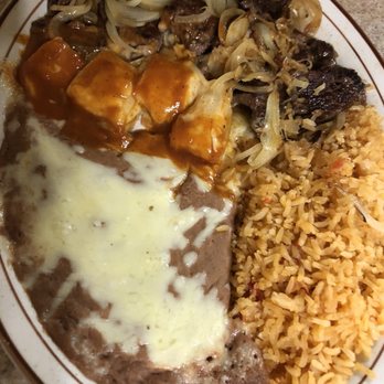 El Pueblito Mexican Restaurant - Carne asadas...most flavorful, and delicious! - Mexican Near Me - Parsons, Kansas