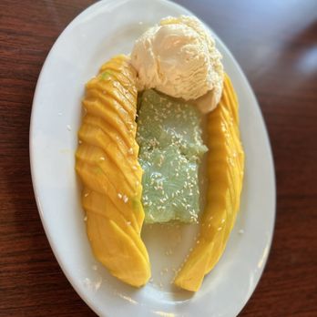 The Coconut Downtown - Mango Sticky Rice w Ice cream - Thai Near Me - Reno, Nevada The Coconut Downtown - Mango Sticky Rice w Ice cream - Thai Near Me - Reno, Nevada