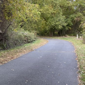 Quinnipiac Linear Trail - Parks Near Me - Wallingford, Connecticut