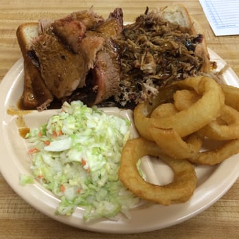 Sim's Bar-B Que - Pulled pork and beef brisket - Barbeque Near Me - Little Rock, Arkansas Sim's Bar-B Que - Pulled pork and beef brisket - Barbeque Near Me - Little Rock, Arkansas