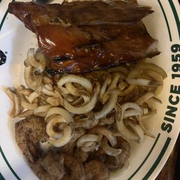 Half rack ribs and fried shrimp