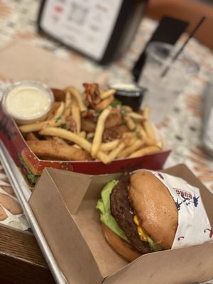 Lola's Burgers by null