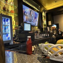 Lucky Streak at LAS - 9 seats at the bar