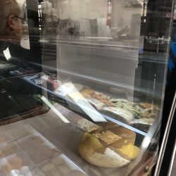 Sunny Deli - This place has roaches !!! And when I told the worker there they brushed it off and didn't even try to kill the roach!
