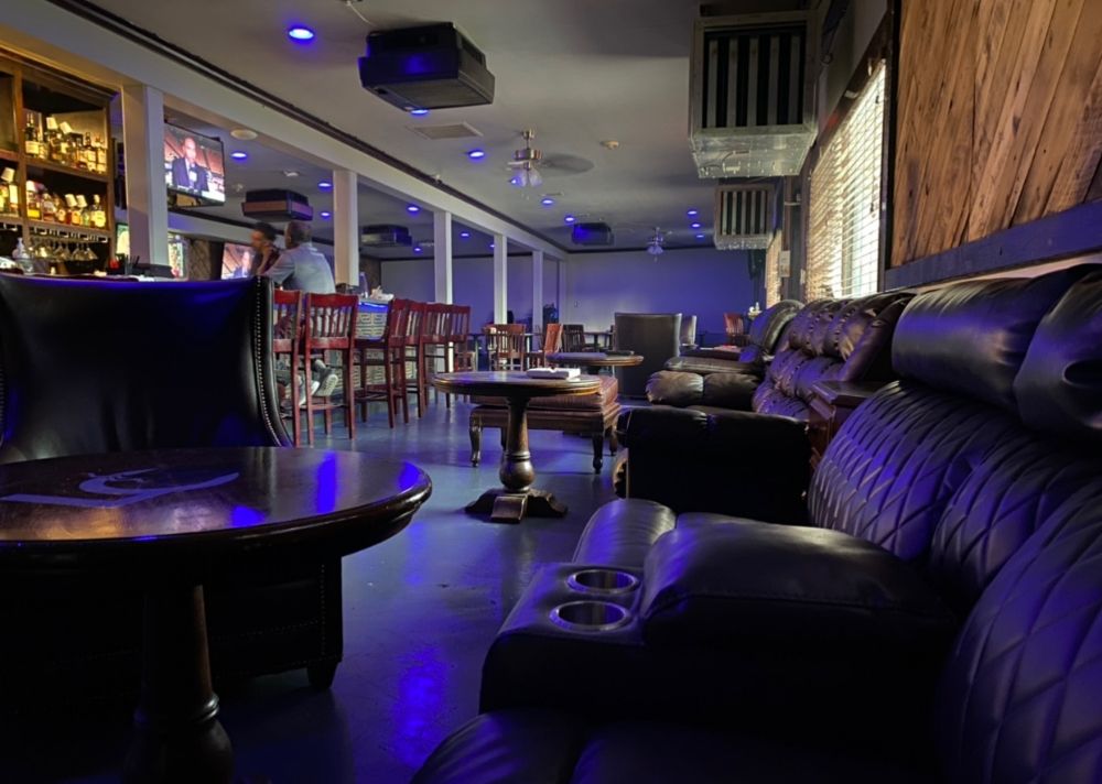 LEGACY CIGARS AND LOUNGE 19 Photos Cigar Bars 3130 S Main