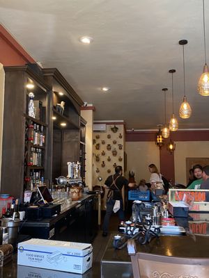 Fonda Del Barrio by null