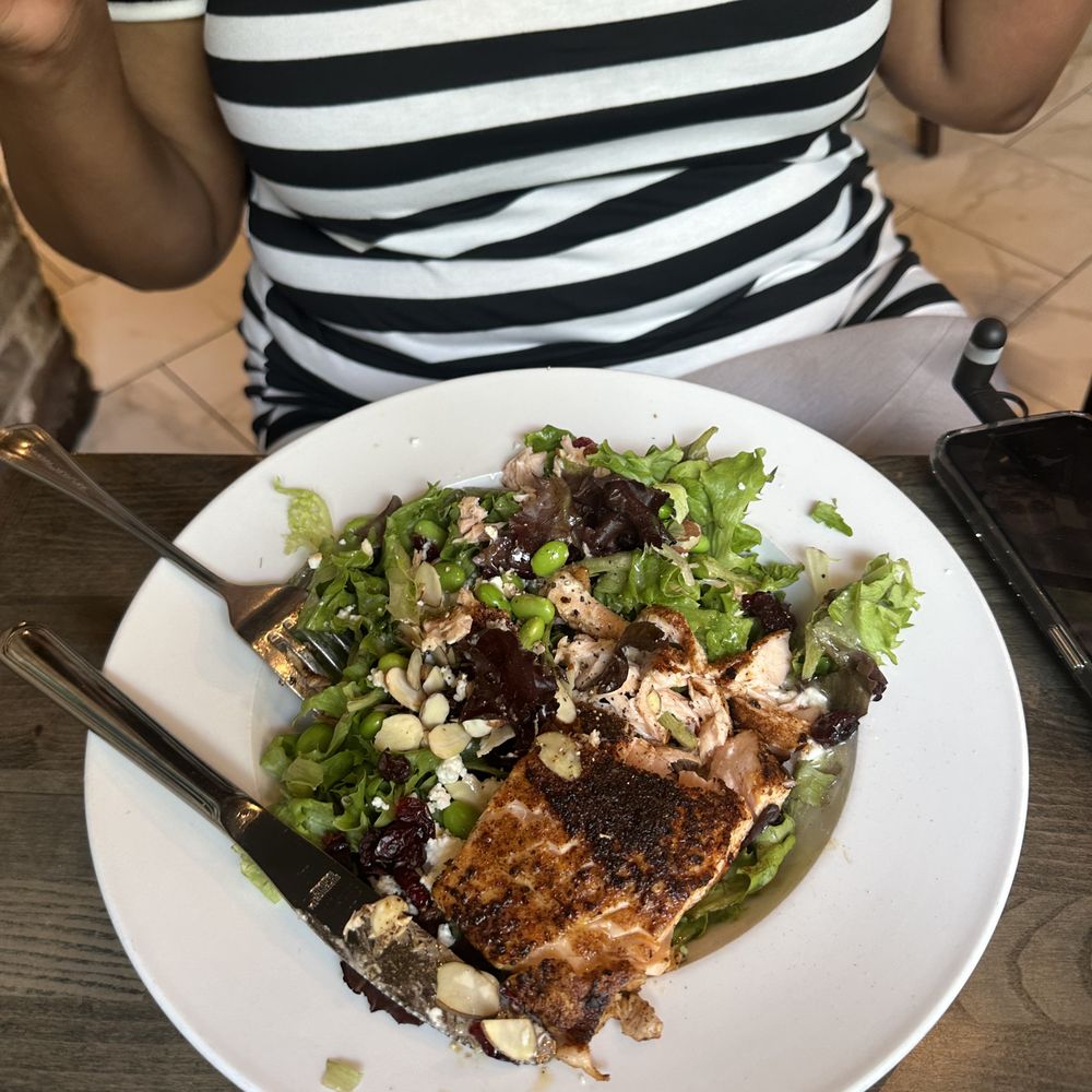 B Matthews Eatery - kale salad with blackened salmon - New American Near Me - Savannah, Georgia B Matthews Eatery - kale salad with blackened salmon - New American Near Me - Savannah, Georgia