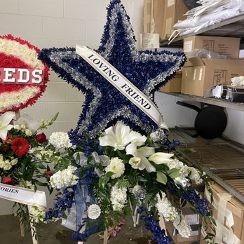 Funeral flowers for less - Dallas Cowboy Star - Florists Near Me - La Mirada, California