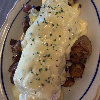 The Whale Chicago - Steak and eggs - New American Near Me - Chicago, Illinois The Whale Chicago - Steak and eggs - New American Near Me - Chicago, Illinois