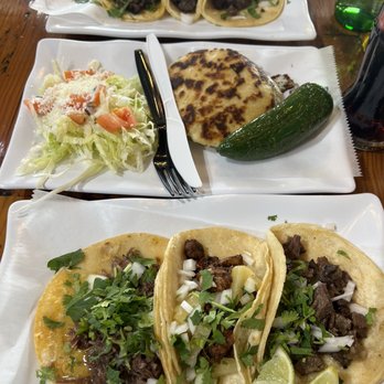 Tacos El Bigotes - tacos gorditas - Tacos Near Me - Houston, Texas Tacos El Bigotes - tacos gorditas - Tacos Near Me - Houston, Texas